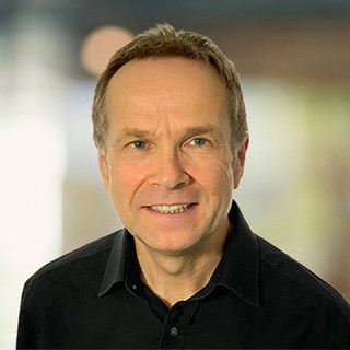 Writer: Robin Powell