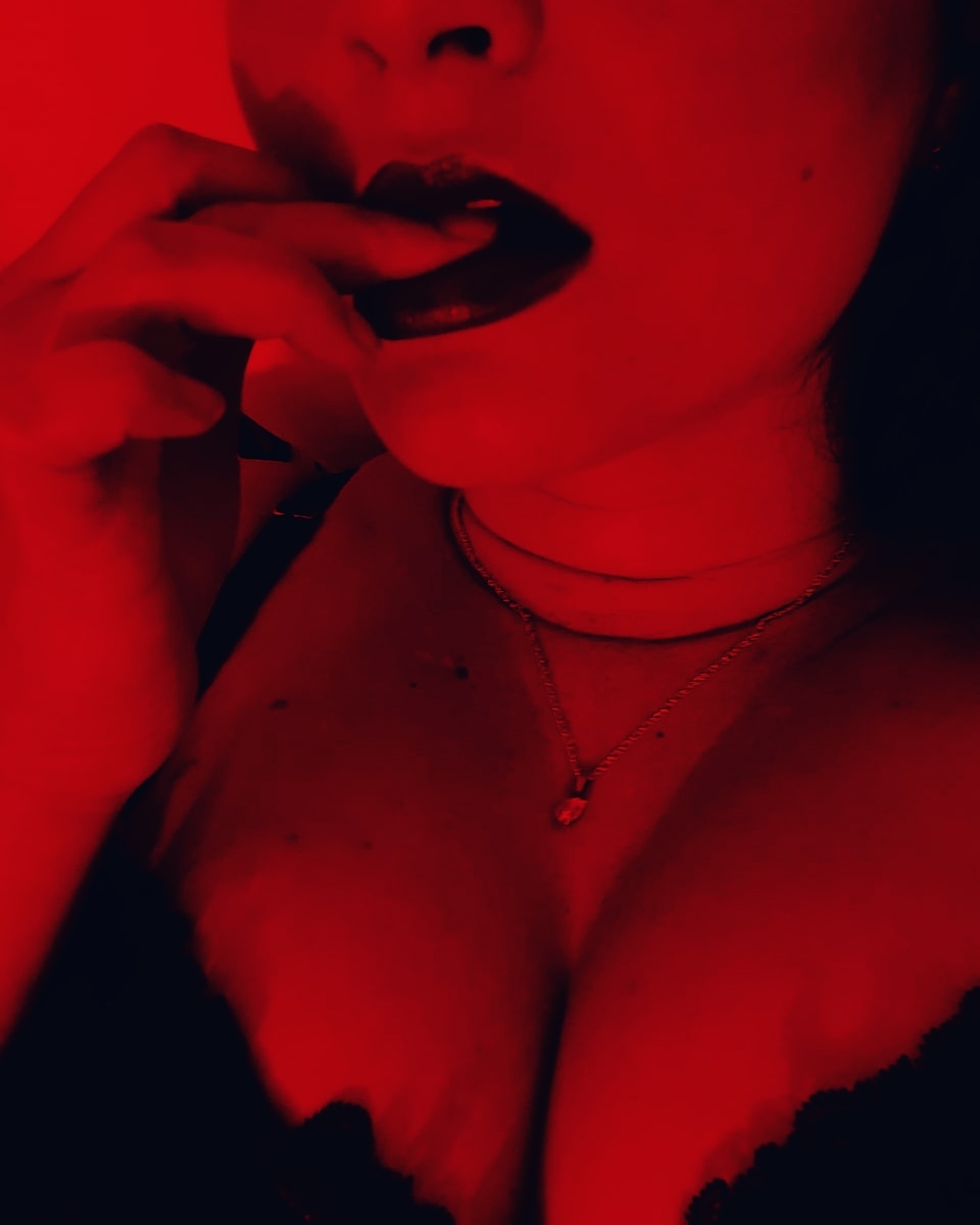 Foto do escritor: Dots Contos