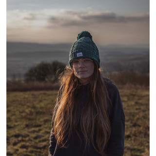 Writer: Abbie Barton