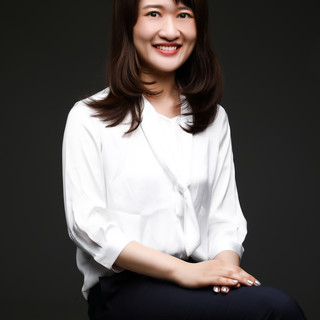 Writer: monicachaochao