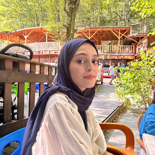 Yazarın fotoğrafı: Esma Nur Kılınç