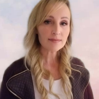 Writer: Delta  Long