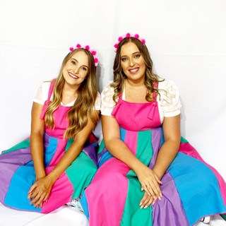 Writer: Amigas professoras Lu e Carol
