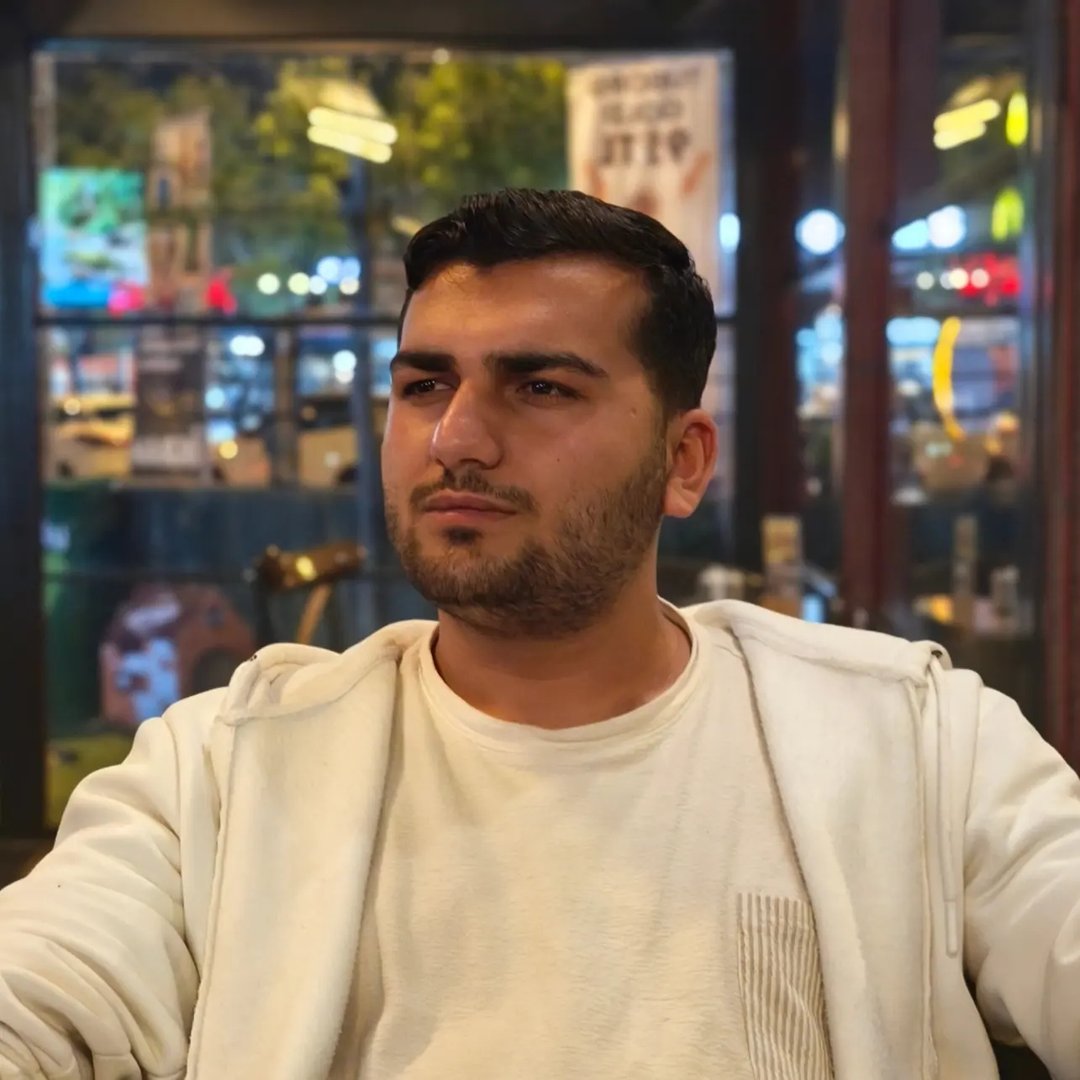 Yazarın fotoğrafı: İstemihan Parmaksız