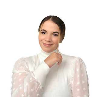 Writer: LumKa Agency