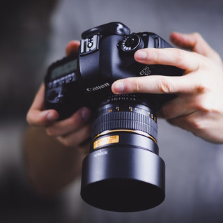 Writer: camerashooters