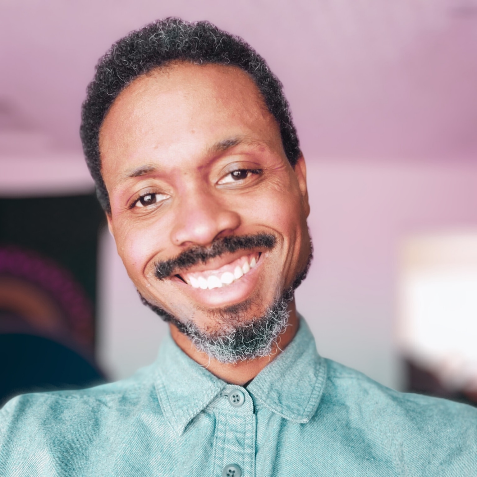 Writer: Grover Thomas