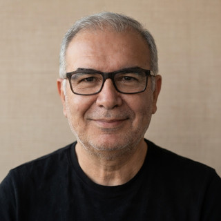 Yazarın fotoğrafı: Erdal Balcı
