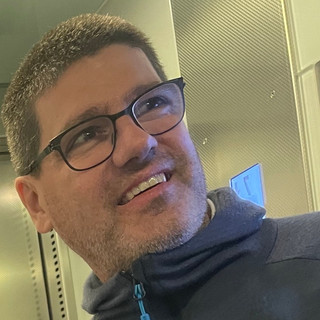 Autorenbild: Lyubomir Velkov