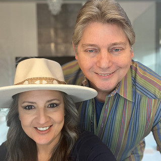 Writer: David & Christine Saunders