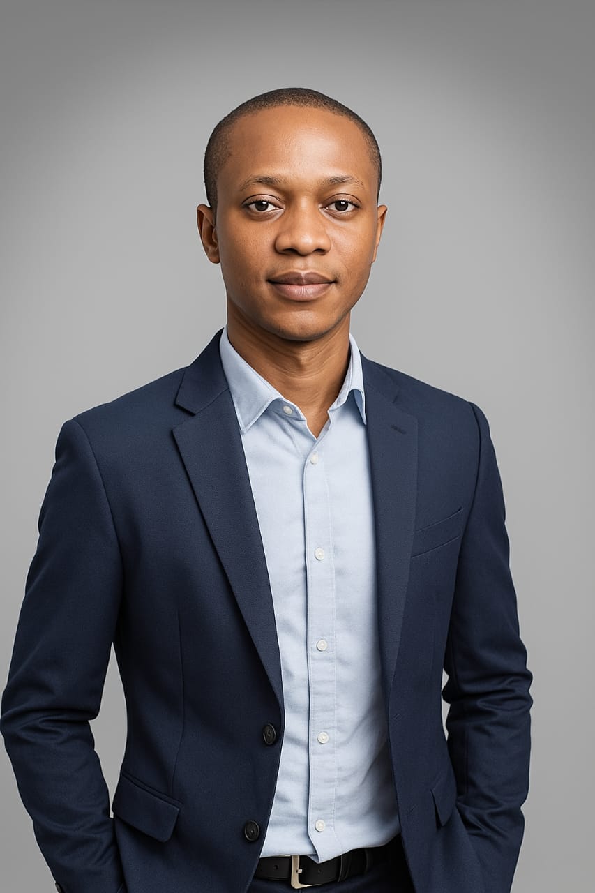 Writer: Moses Wix Expert