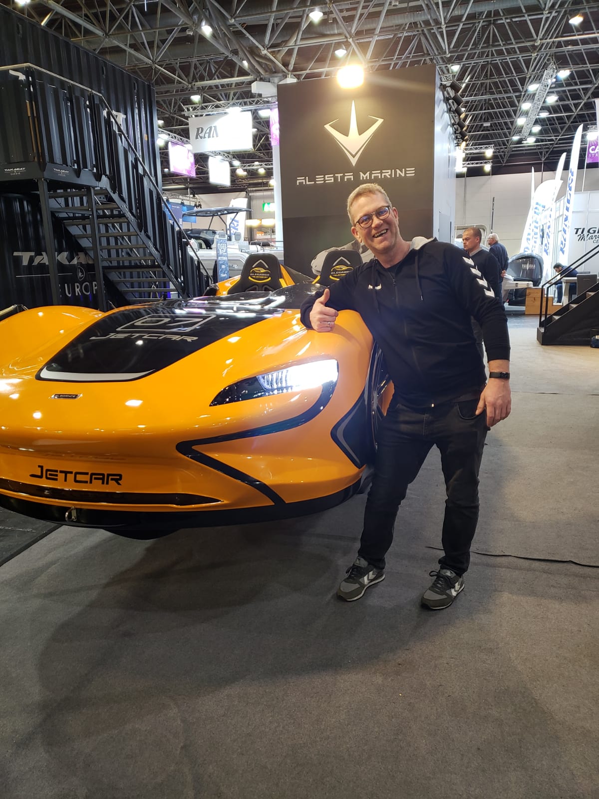 Autorenbild: tim k