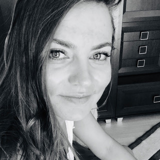 Poza scriitorului: Nicoleta Lupu