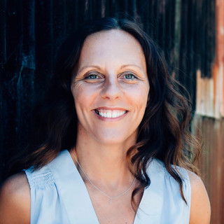 Writer: Lorraine Issott