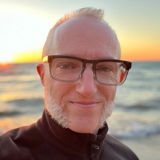 Writer: Jonathan Tarrant