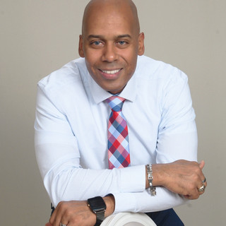 Writer: Richard Medina