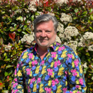 Writer: Tim Henshall