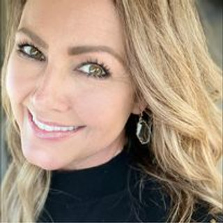 Writer: Holly Sanders