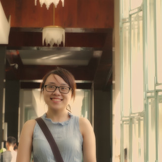 Writer: Phan Uyen