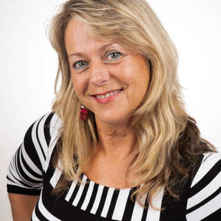 Writer: Jane Thornton