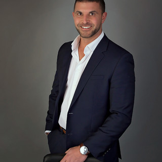 Writer: Alex Zemianek
