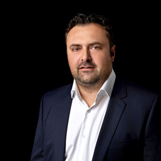 Autorenbild: Andy Gerard