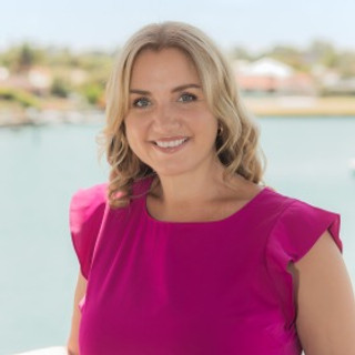 Writer: Anna Quinnell
