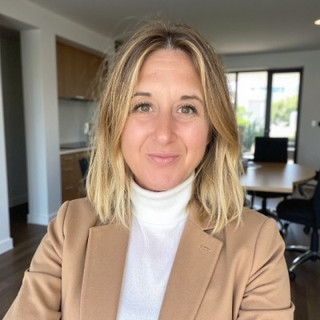 Writer: Hannah Bezeredi