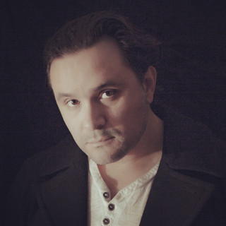 Writer: Gustavo Aviles