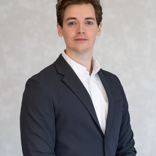 Writer: David Manklow