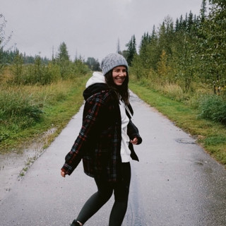 Writer: Stefanie Miller