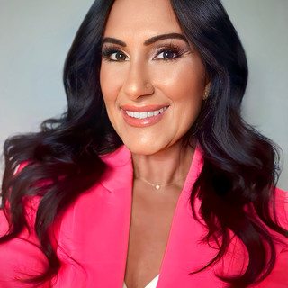 Writer: Elana Lucia