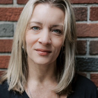 Writer: Leslie Deshler