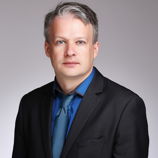 Writer: Olivier Lazar