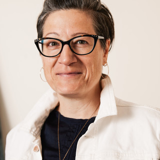 Writer: Laura Wesley