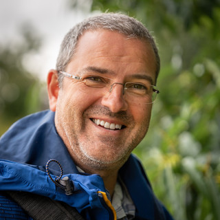 Writer: Stuart Robinson