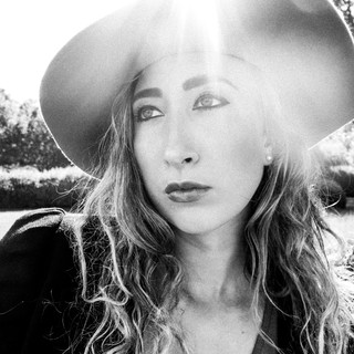 Writer: charlotte verminck