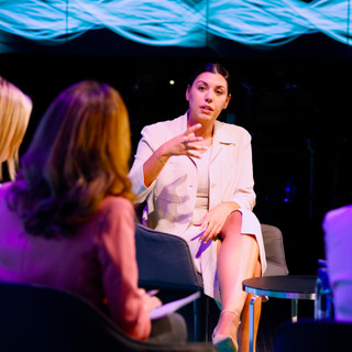 Writer: Maribel Esparcia Pérez