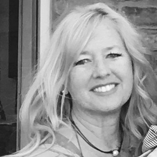 Writer: Stephanie Blamires