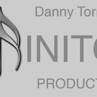 Writer: infinitoproduction