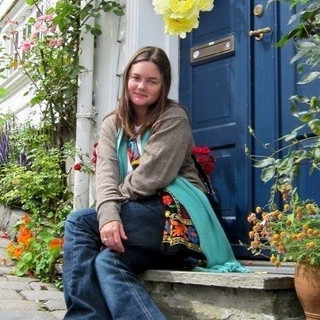 Writer: Natalie Dent