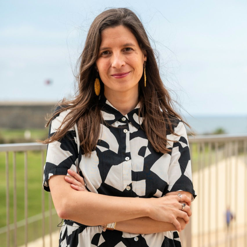Writer: Daniela Elster