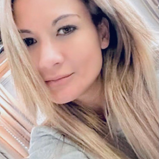 Writer: Simone Starr