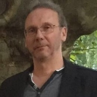 Autorenbild: Lucas Arnold
