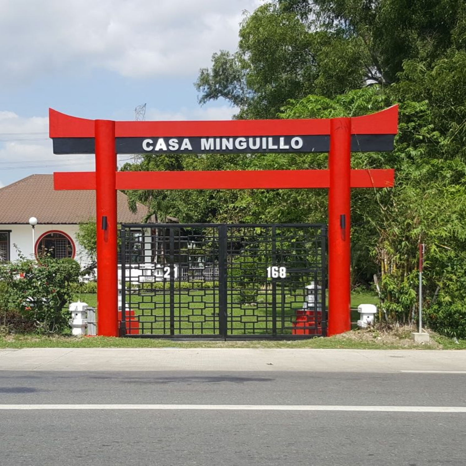 Writer: Casa Minguillo