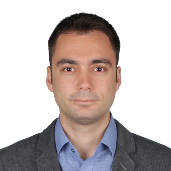 Yazarın fotoğrafı: Berk Tolonay