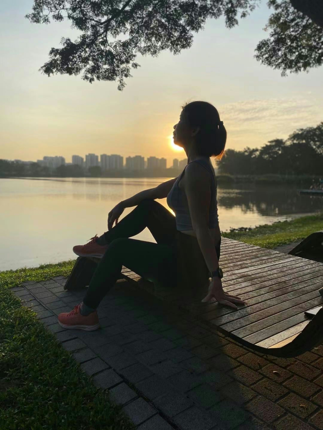 Winnie Tong
