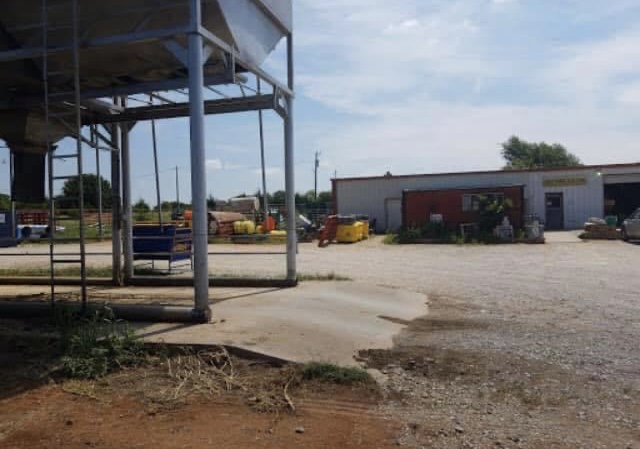 Writer: CrossroadsFarm&Garden