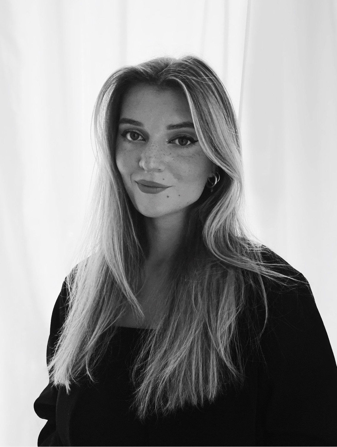 Writer: Julia