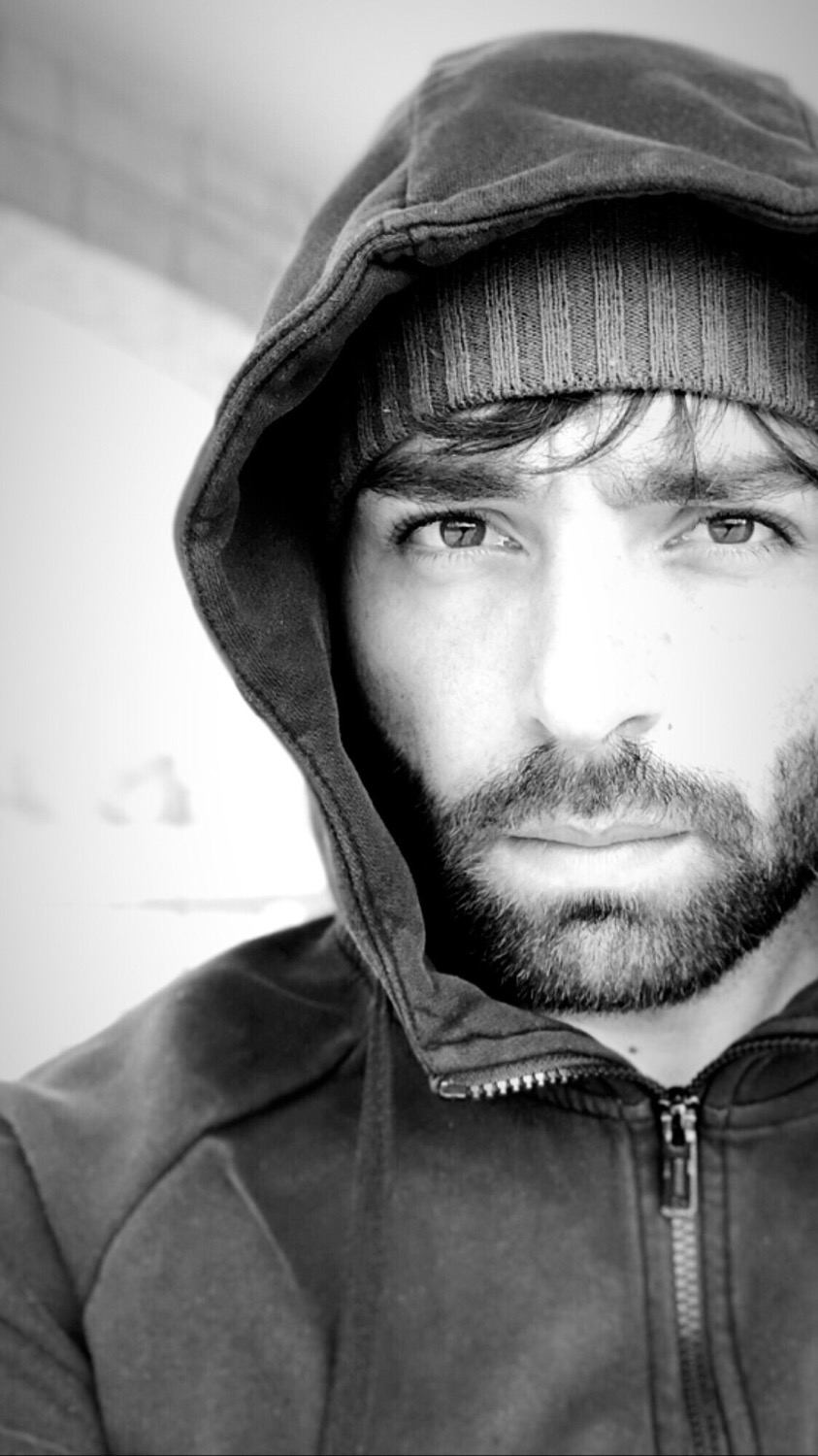 aria-label.authors-picture: Alessandro Visi